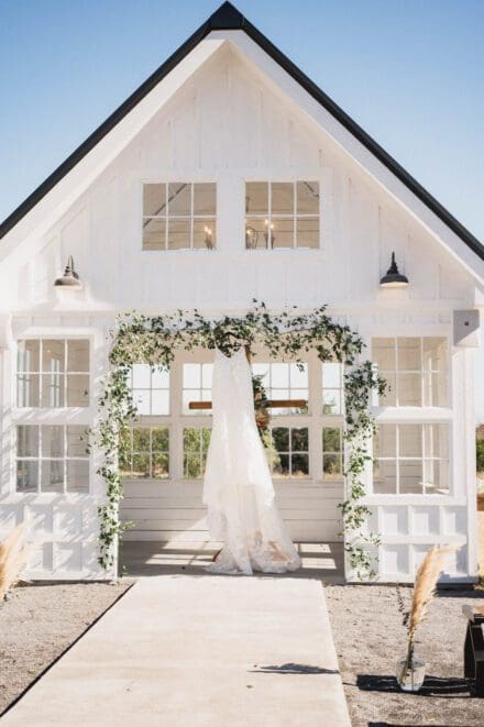 bushel peck photography wedding 197