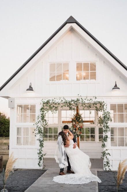 bushel peck photography wedding 259