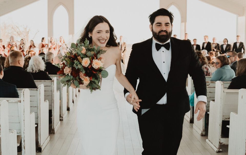 chandelier farms terrell wedding bushel peck photo10