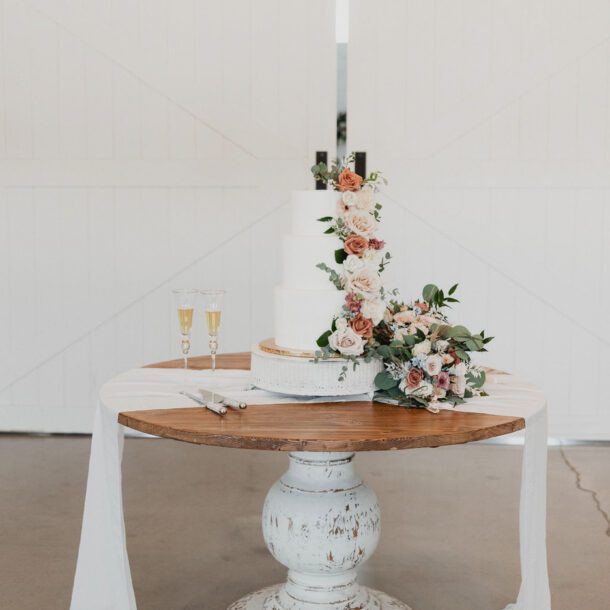 molly the barn at at paradise place wedding bushel peck photo3 scaled